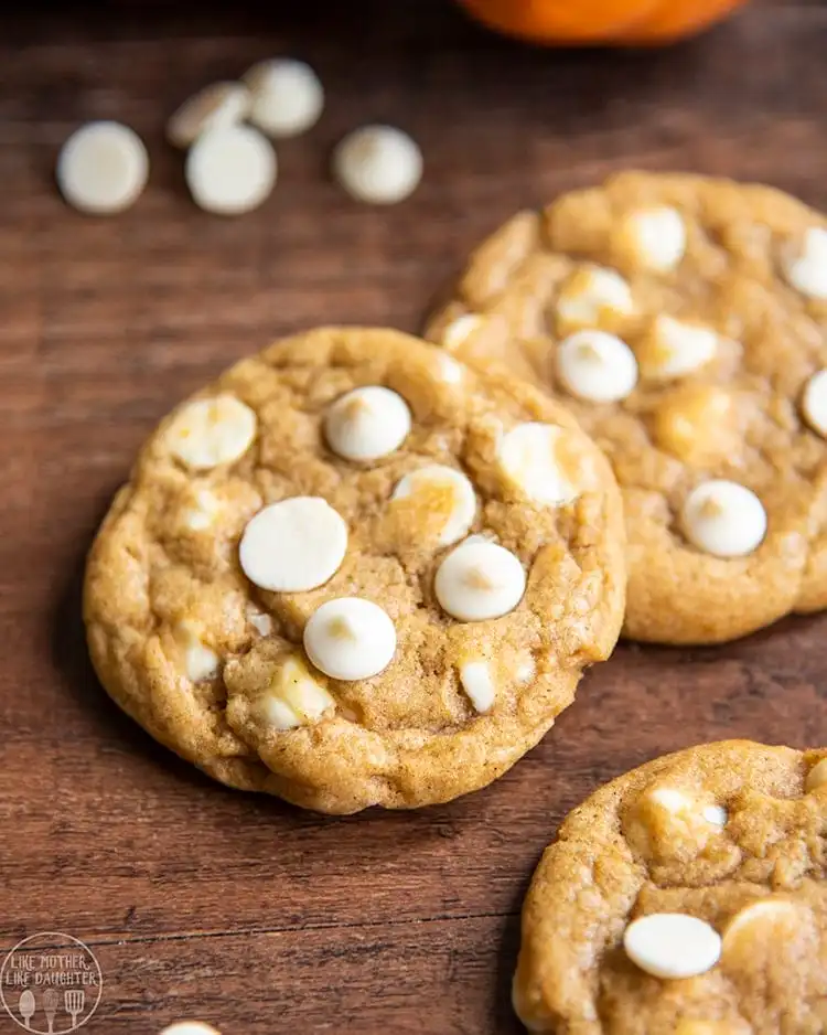 Pumpkin White Choco Cookies