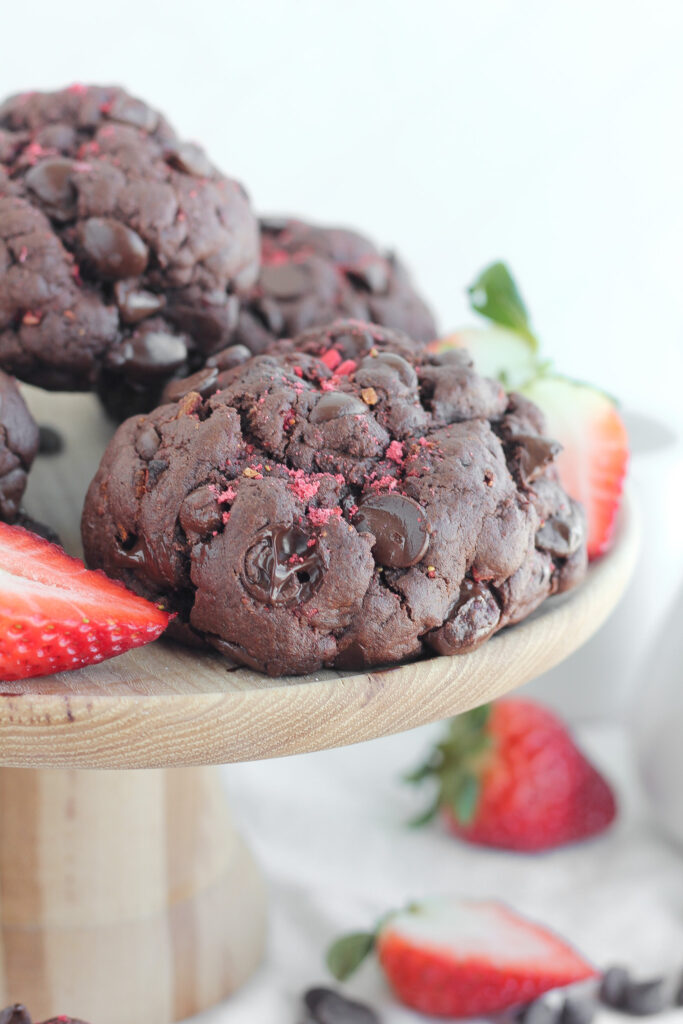 Strawberry Choco Cookies